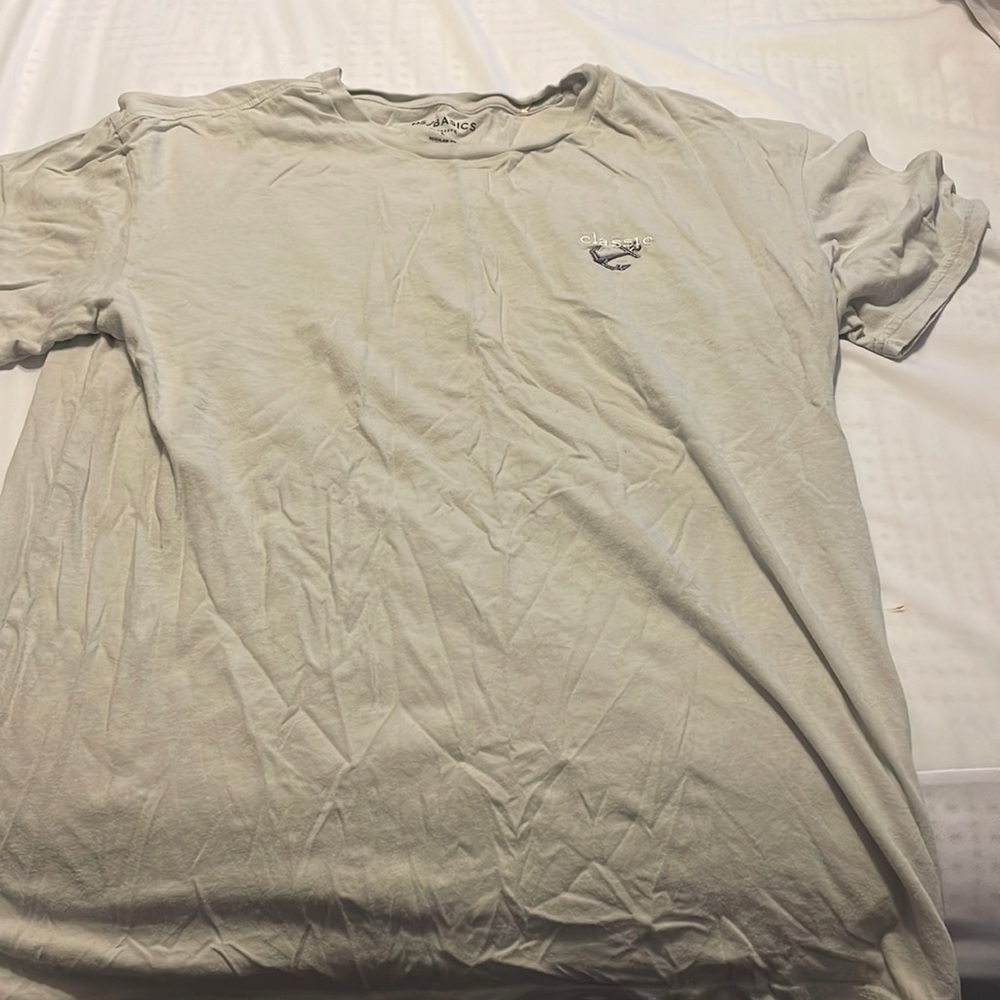 Tee shirt